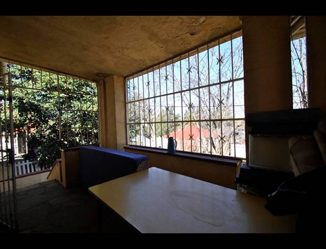 5 BEDROOM HOUSE FOR SALE IN KENSINGTON